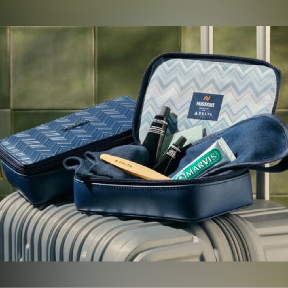 NWT Missoni Delta One Blue Travel Bag with toiletries SEALED